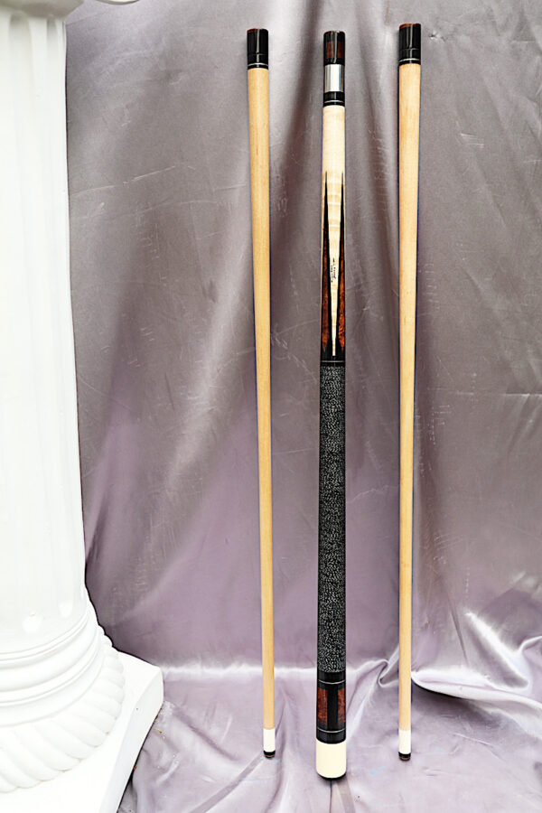 Richard Black Cue – Cornerstone Custom Cues|Billiard & Pool Cues